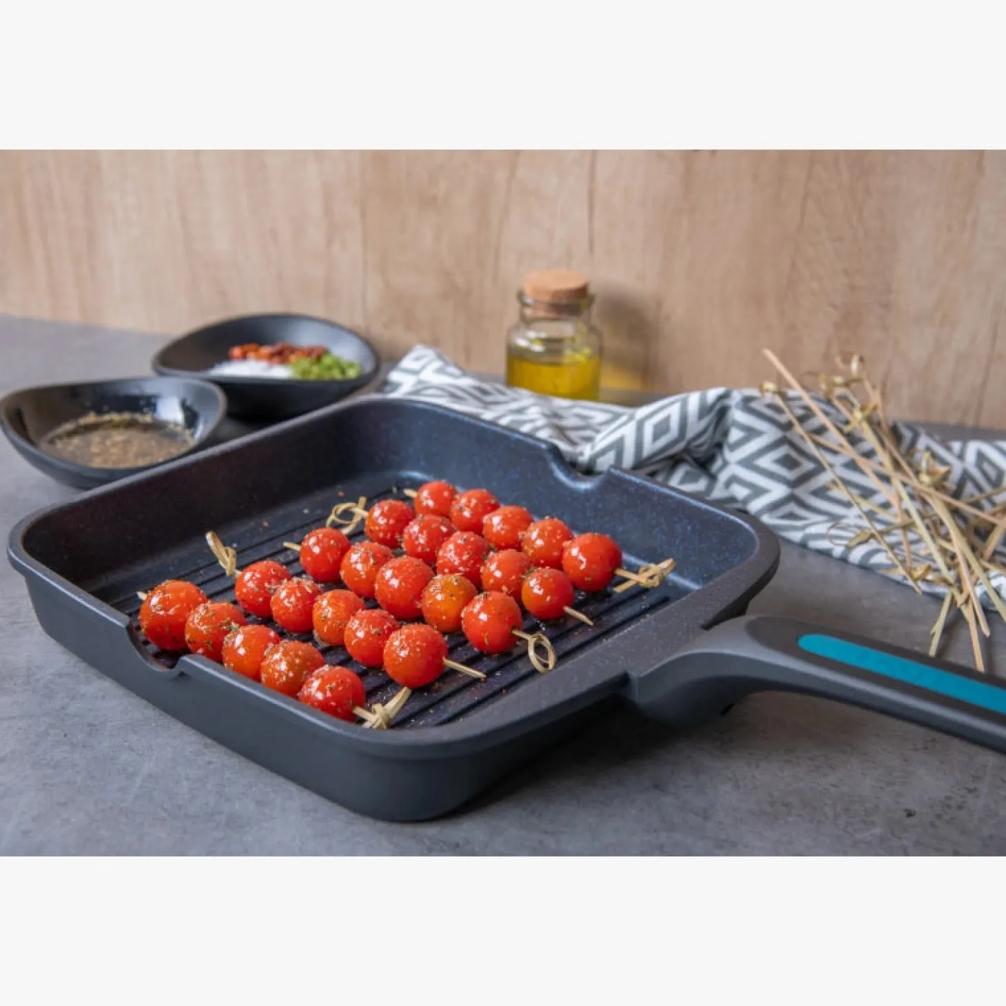 Gril Anti-adhésive Série Thera 24 x 24 cm