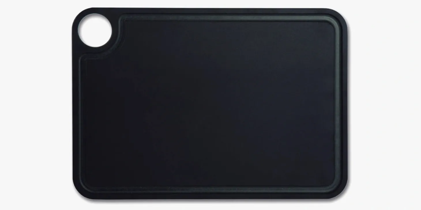 Planche à découper noire avec rigole 330 X 230 mm