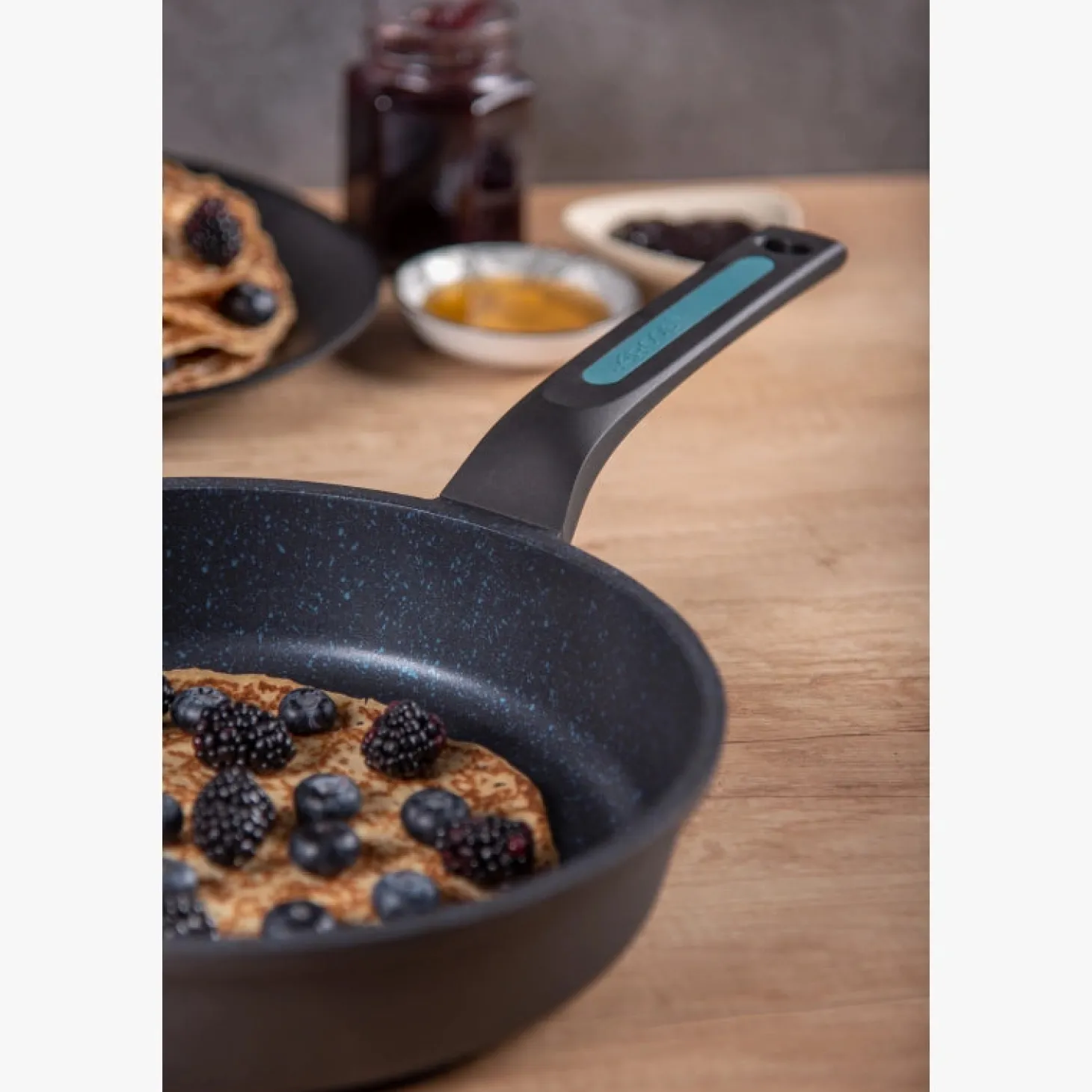 Poêle Anti-adhésive Série Thera 26 cm